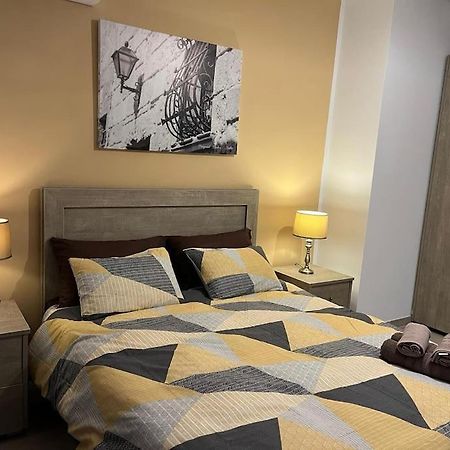 Mediterranea 2 Bedroom Smart Apartment St. Paul's Bay Exteriör bild